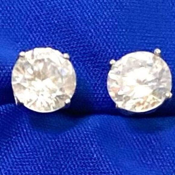 VG# Beautiful Sterling 925 Silver & Cz Stud Earrings - Picture 1 of 10